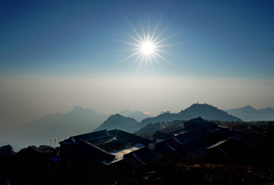 冬至登泰山：谁说岱宗无风景，中华上下五千年，它是人文第一山