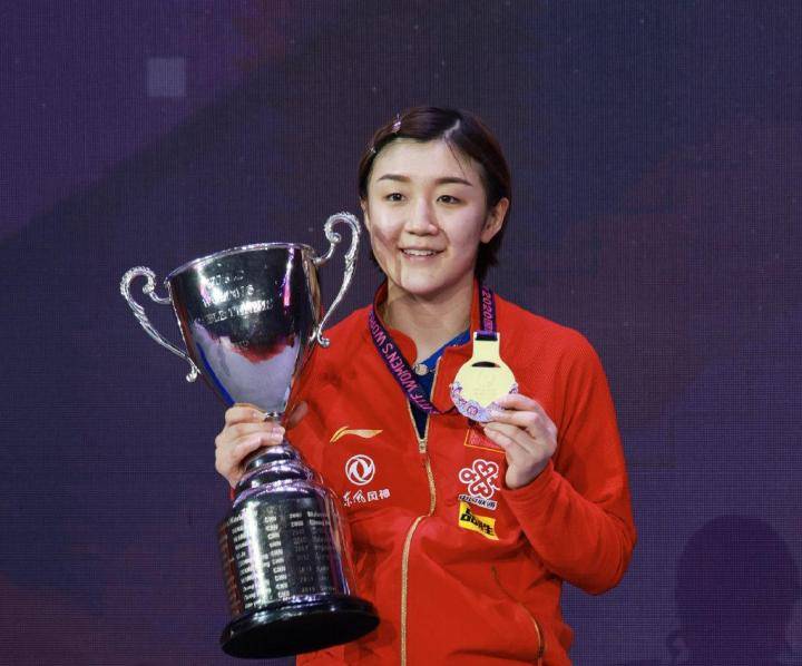 中国体育十大人物：乒乓球项目成大赢家，陈梦刘国梁两人入选