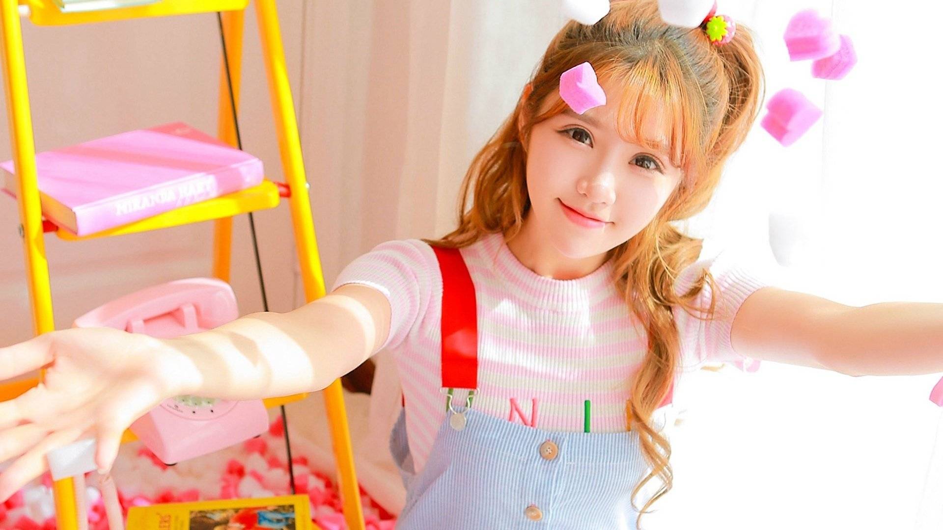 搞笑gif段子美女这是一种无法用语言来表达的痛