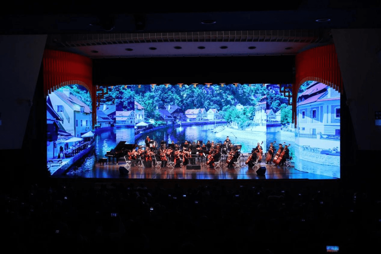 海知音琴行2021新年音乐会在安徽大剧院隆重举行
