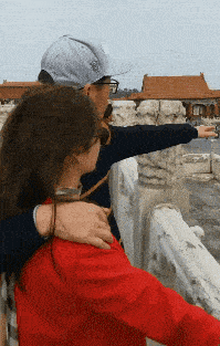 搞笑gif段子:奔跑吧,二师兄,让我们一起去赶集开出了潜水艇的感觉婚礼