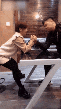 结果,发现老师写了一句评语: 