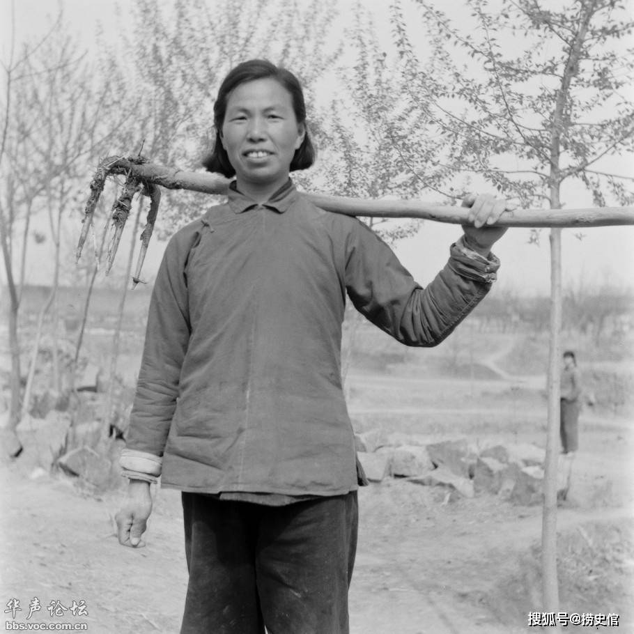 老照片,七十年代河南战天斗地的农民