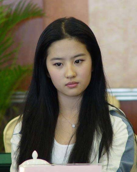 常见的4种眼型桃花眼漂亮杏眼可爱最后1种拉低颜值
