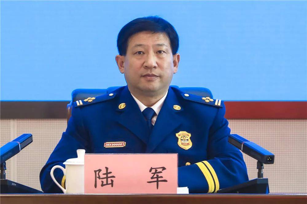 陆军吴振坤分别任甘肃省辽宁省消防救援总队长