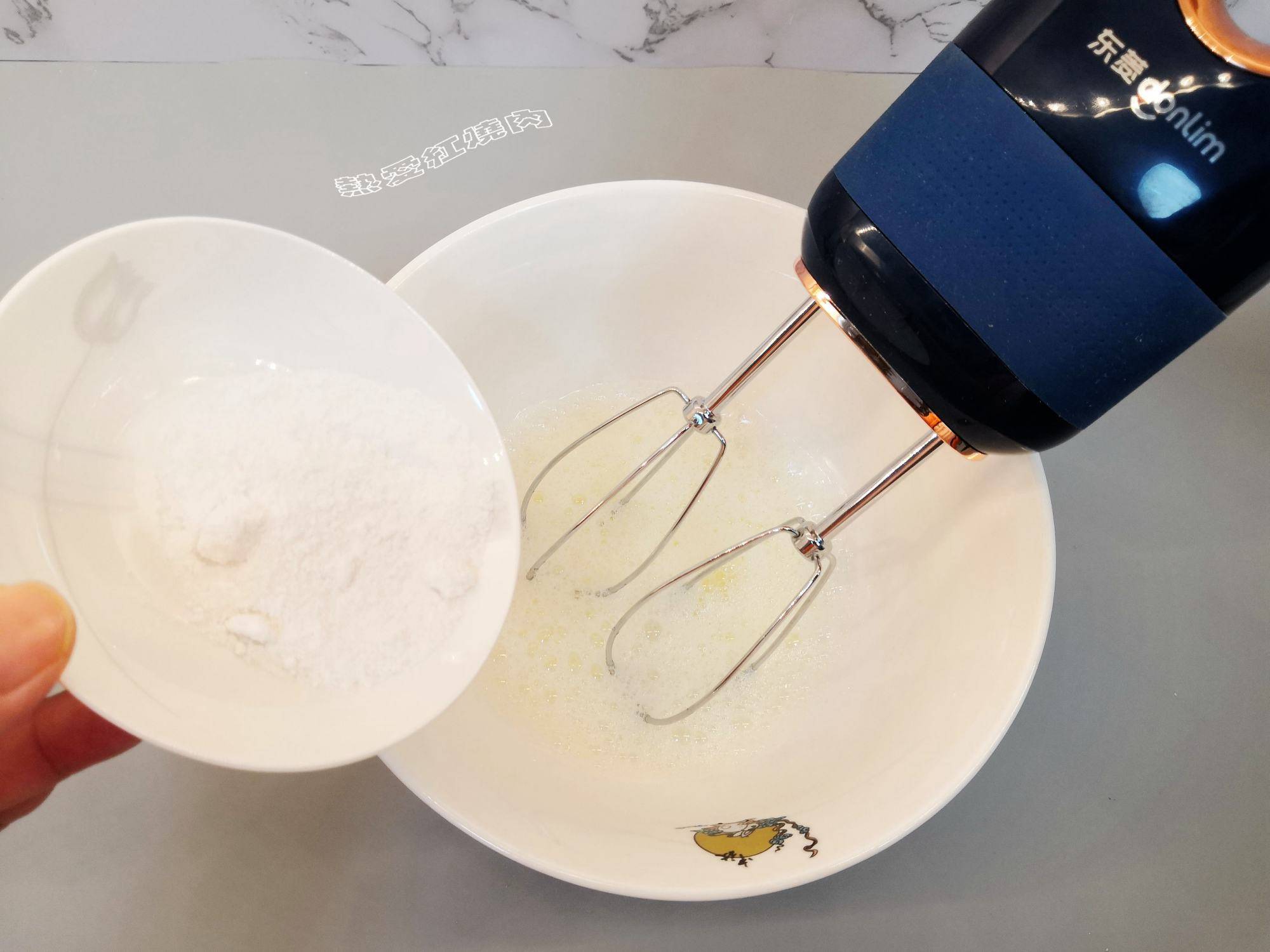 裱花袋怎么套裱花嘴视频 1d3f970a22d74600ad1535409cb1f40d.jpeg