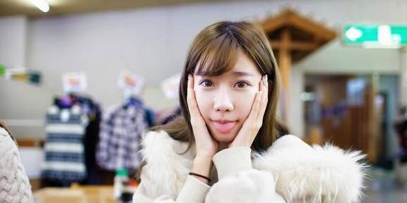 怎么描述喜欢一个女孩 47113541c54f43a881f9bf82ea5d3675.jpeg