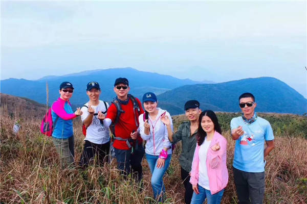 深圳户外惠州罗浮山飞云顶主峰穿越徒步壮美竹林云海行摄行走一日游
