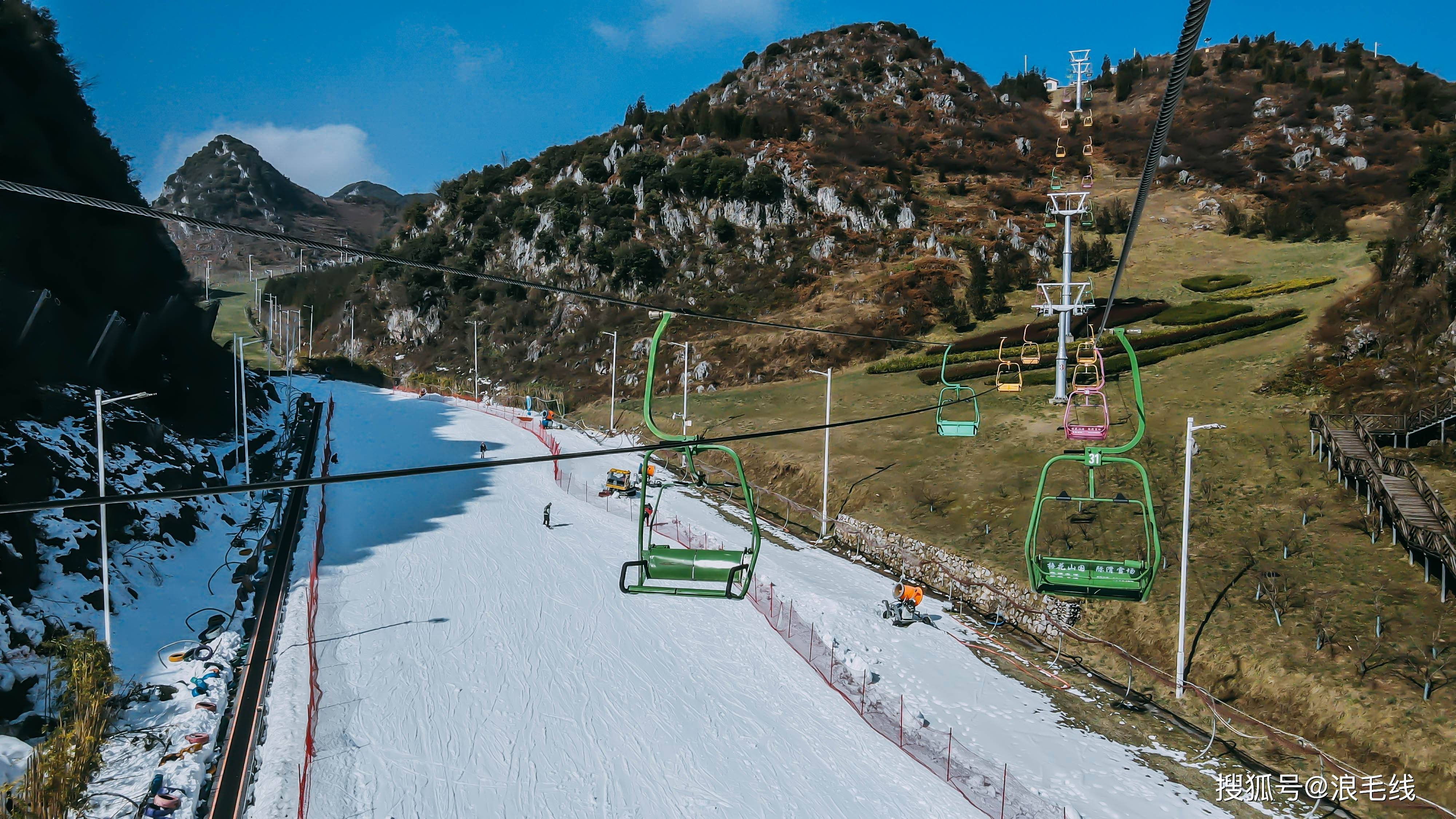 浪漫冬季，激情滑雪，这才是冬天正确的打开方式