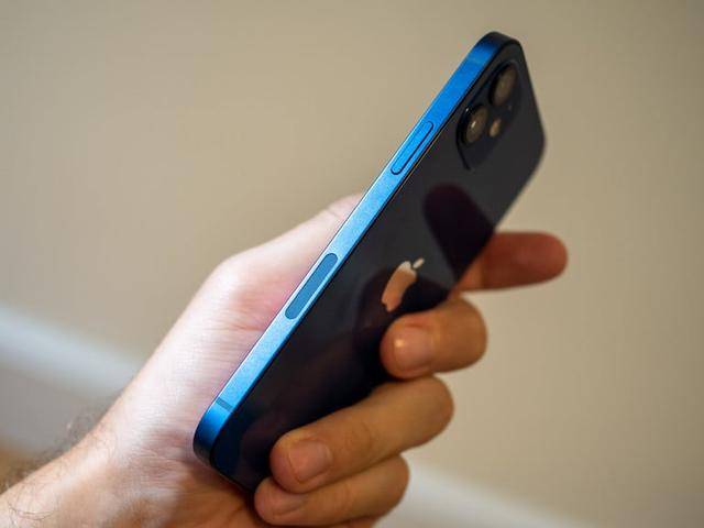 3款轻薄5g手机,减轻小拇指压力,换手机别再只看配置了