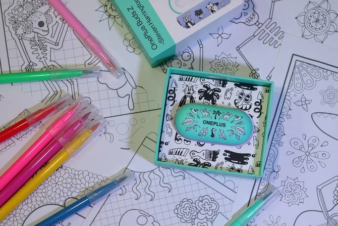 充电|用嘻哈艺术秀出仪式感：OnePlus Buds Z联名版