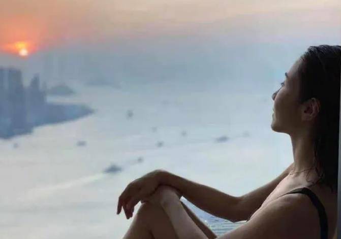 怎样才算是真正的享受人生 3873106e24df4abda5bab58e9a2b7a6d.jpeg