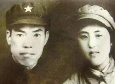 "万岁军长"梁兴初:妻子写"万岁军"书,儿子生产"万岁军"酒