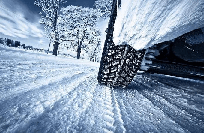 雪天你怕了吗?道路千万条 安全第一条!