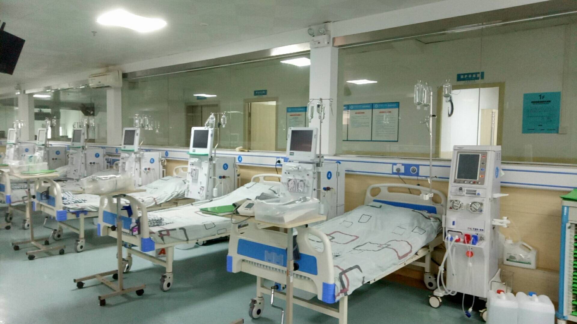 图为上线酷医云平台的广州白云山医院血液透析室
