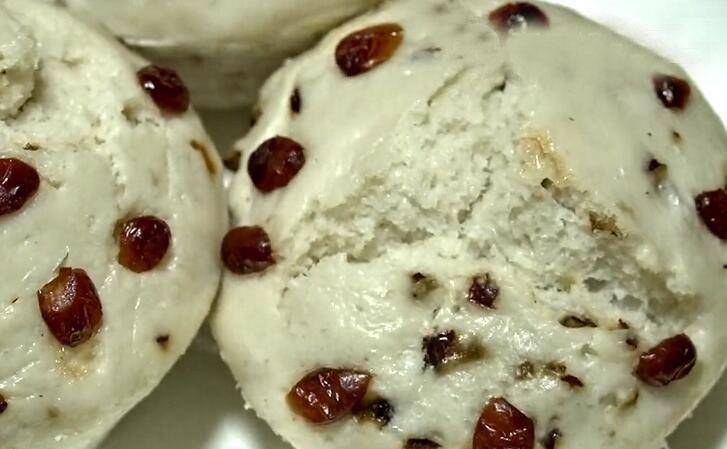 做发糕用什么面粉做最松软好吃 efe13edd4419469d935a35d39daf991e.jpeg