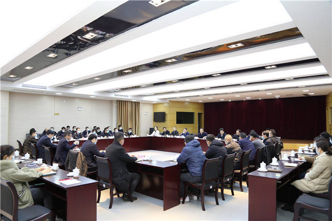 靖江园区gdp_中国gdp增长图(2)