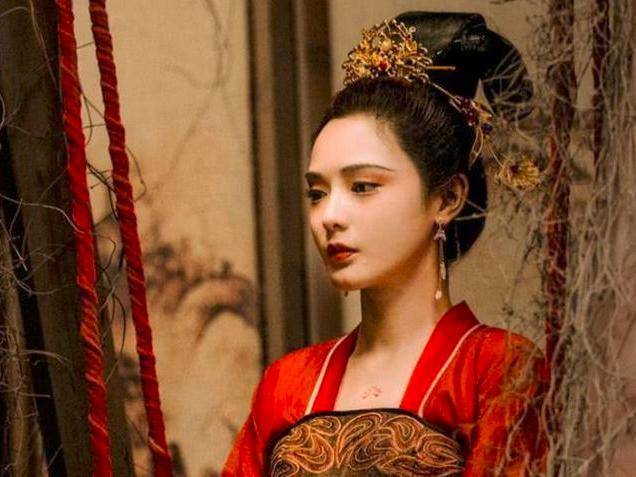 彭小苒饰演紫霞仙子,气场全开惊艳众人,网友:真适合演