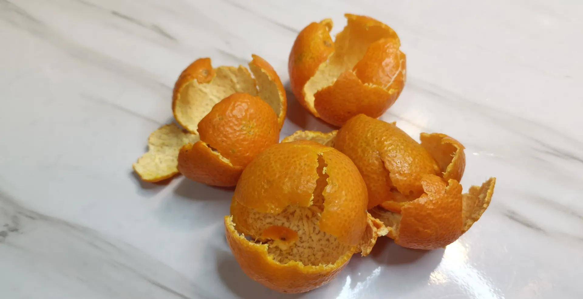 橘子皮不要丢,教你自制橘子精油,防蚊虫,缓解疲劳,比香水还好