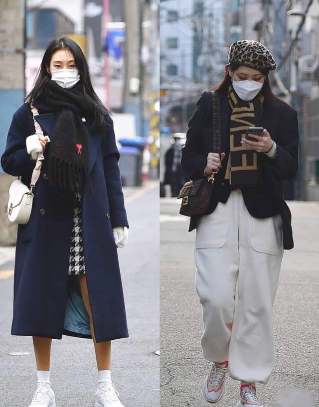 韩国美女穿深色系套路真高,街头出行个性又时髦,难怪