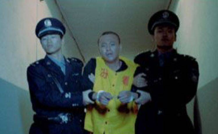 15岁的她为救落水者而牺牲,20年后被救者被判死刑,死前提出请求