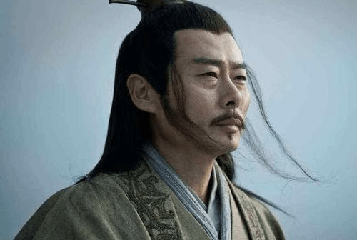 老大张不疑,在张良死后袭爵留侯,本应富贵一生,却不料犯了死罪.