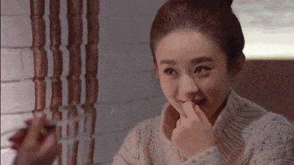 【搞笑gif:】姑娘,你转圈圈太快了,看着有点头晕