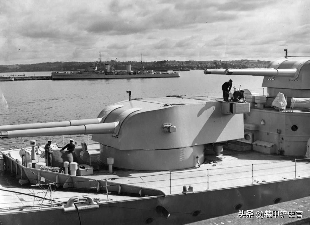 澳大利亚海军"堪培拉"号重巡洋舰装备的双联装mk viii型203毫米舰炮