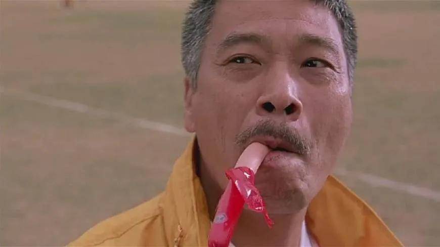 达叔10个经典角色,《喜剧之王》只排第4,第一是香港电影巅峰