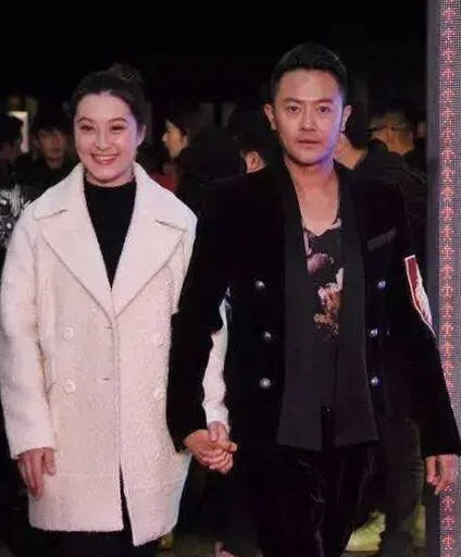 印小天被哈琳娜用假身份骗婚被拆穿后带着钱和孩子跑了