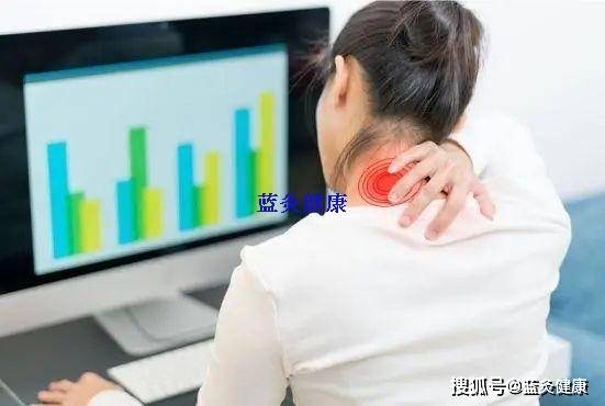 女性朋友肩颈不舒服要艾灸哪几个穴位?肩颈痛的艾灸方法