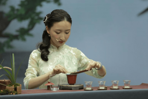 荣耀之战山海无垠英德红茶第四季最美茶艺师30进10晋级赛舞台星光闪耀