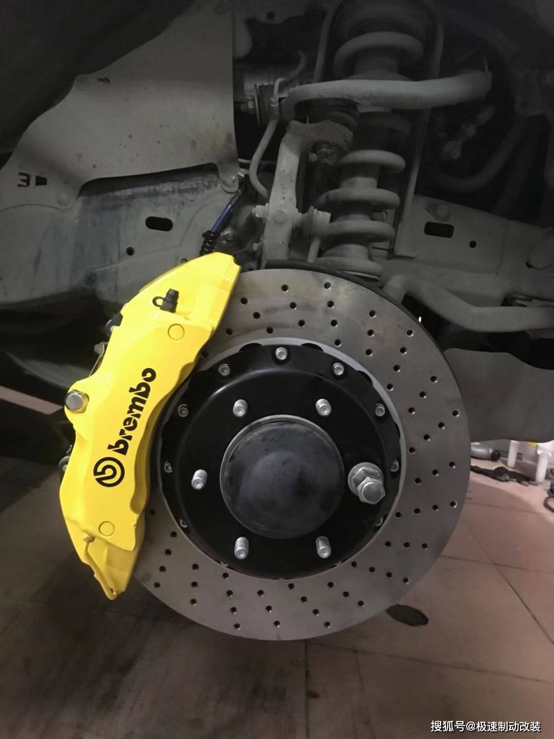 普拉多/霸道 刹车改装布雷博brembo前6后4卡钳套件