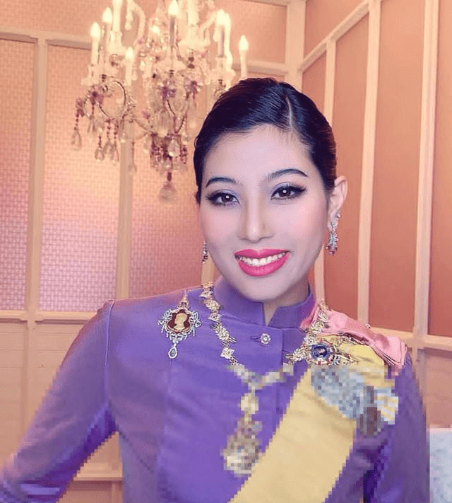 诗尼娜贵妃有女儿,苏提达王后有儿子,应该是不实的传言