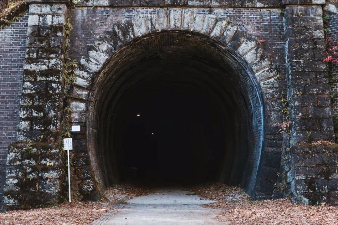 盘点日本十大最恐怖的灵异之地_隧道