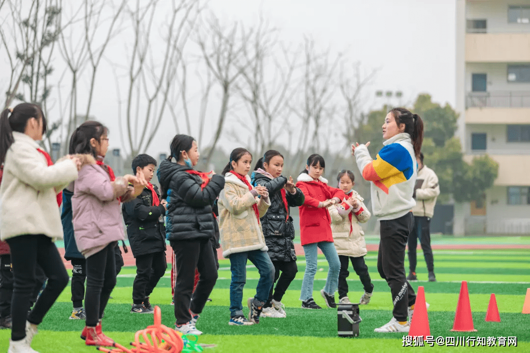 天府新区籍田小学体育课程改革专题研讨系列(二)_课堂