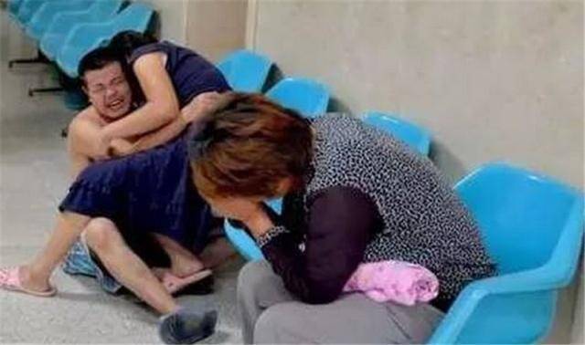 原创悲剧!8岁小女孩头晕送医死亡,尸检结果为所有家长敲响警钟!
