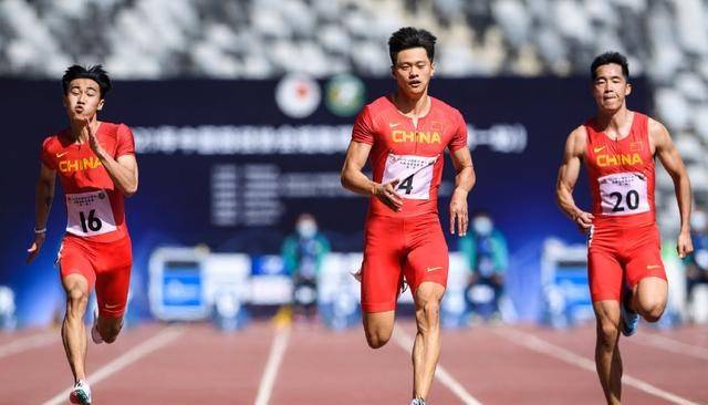 苏炳添百米赛季首秀飚出10秒05 创男子百米赛季世界最好成绩