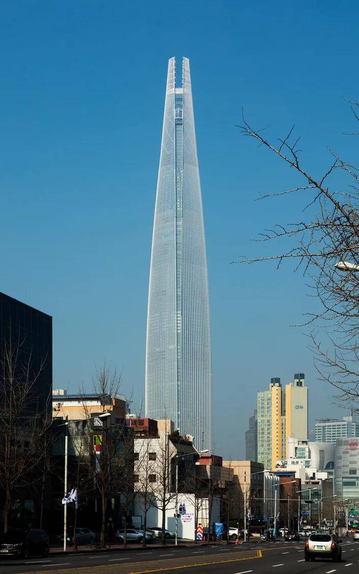 世界第五,韩国第一高楼——乐天世界大厦开放541米高空索桥