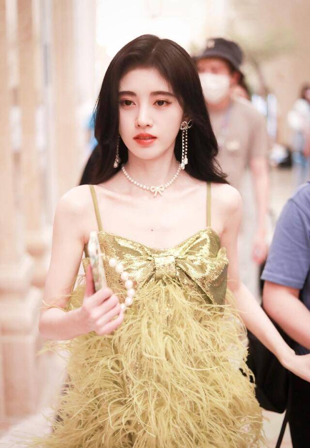 创造营2021学姐助演孟美岐刘些宁气场全开鞠婧祎郑乃馨魅力十足