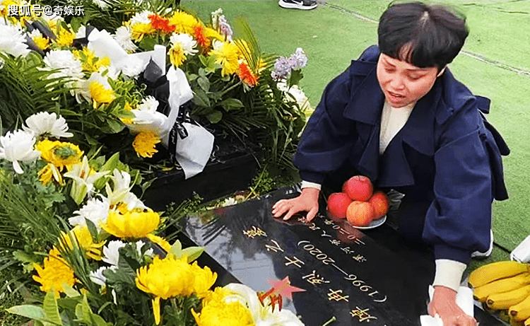 清明悼念卫国烈士王焯冉,每天几千人来陵园祭拜,全国各地网友预定献花