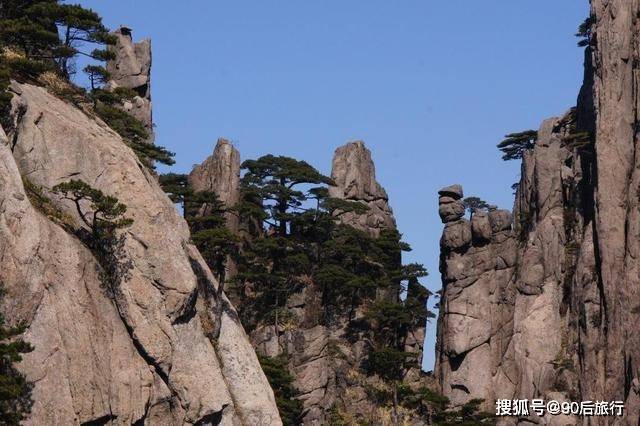 原创黄山风景区的迷人之处在哪里?黄山奇松,怪石,云海,温泉最迷人