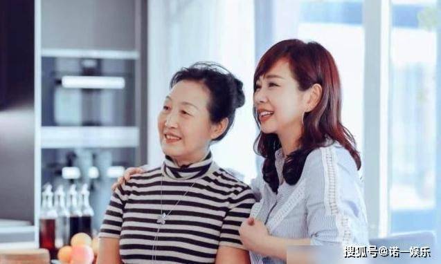 在最近一期综艺节目《婆婆和妈妈2》中,陈松伶与张铎这对明星夫妻