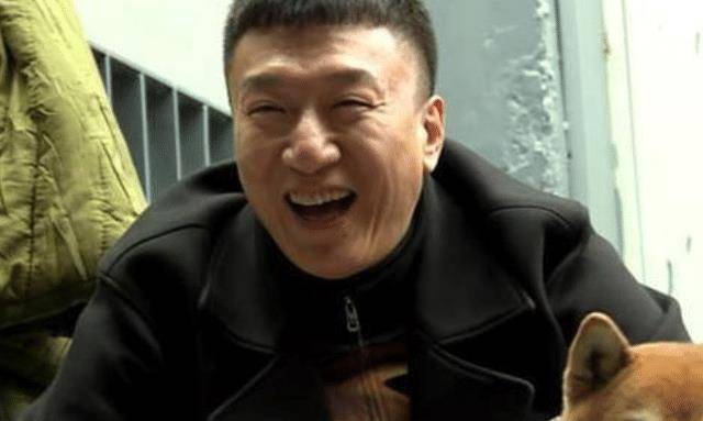 孙红雷晒近照暴瘦认不出,减肥后撞脸陈冠希,被指美颜滤镜太浓