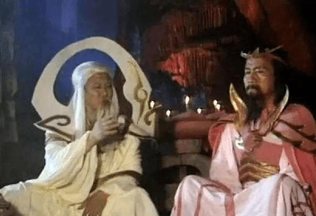 别受《封神榜》影响,其实在"三清"之中,太上老君排名最后