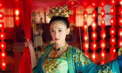 原创十二星座女黑化后是谁,巨蟹座是安陵容,那你呢?