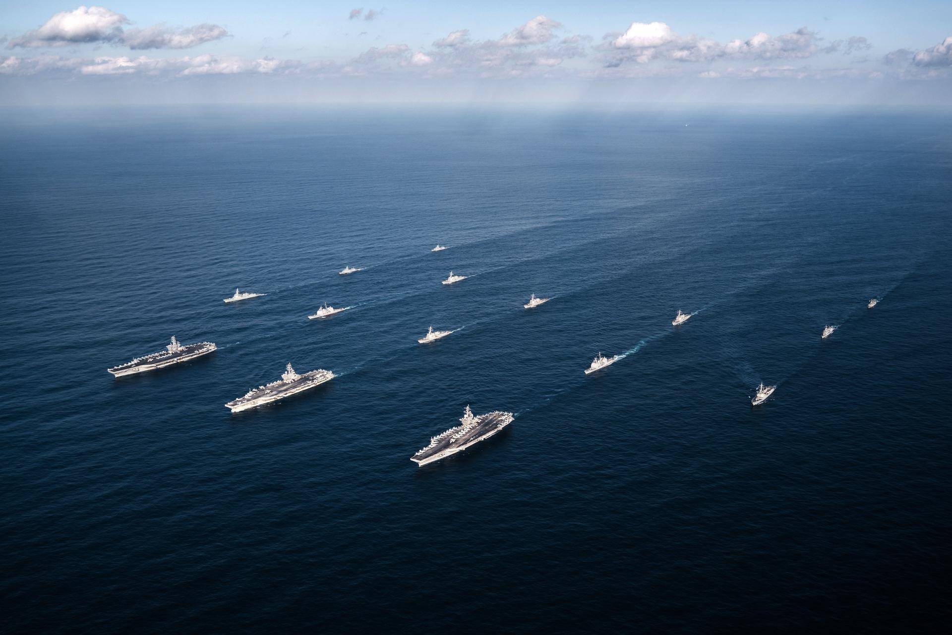 原创3艘航母25艘军舰340架战机6万名官兵 美:战力远胜一个大国海军?