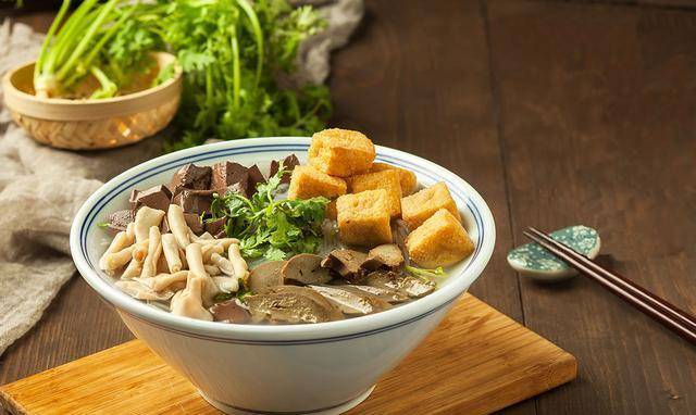 南京鸭血粉丝汤究竟多好吃?