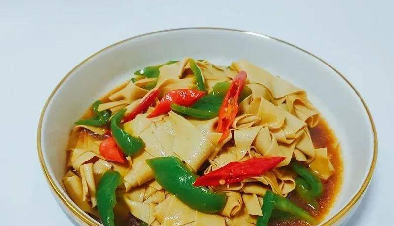 尖椒干豆腐香辣入味特别下饭