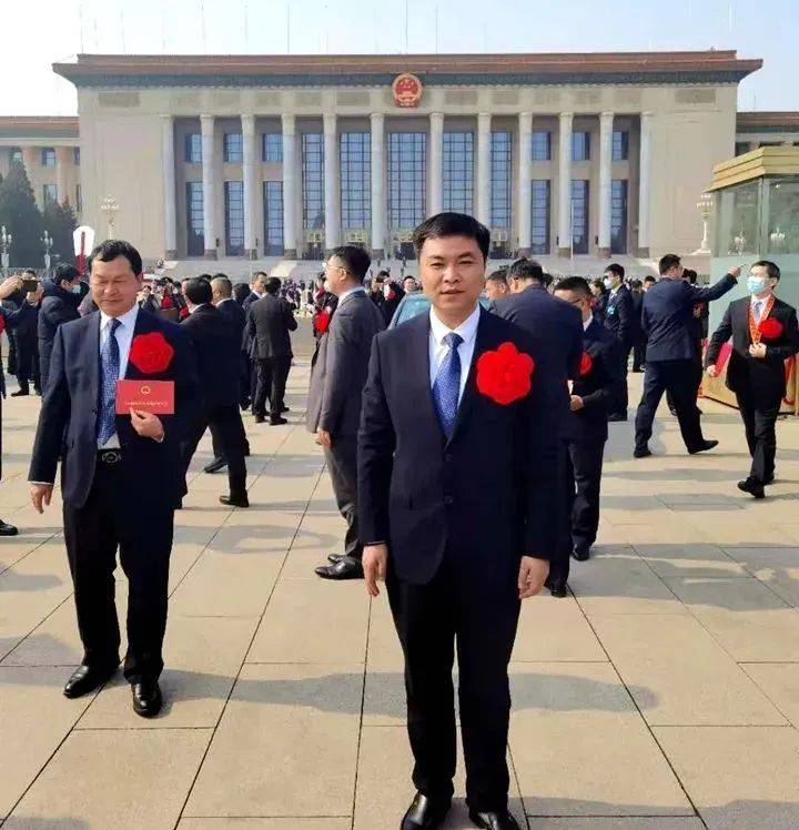 3万元奖金,贵州这个乡党委书记全捐了!